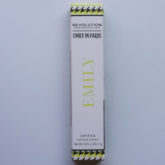 Makeup Revolution Emily In Paris Just A Kiss Cream Lipstick a berry red BNIP - Picture 1 of 6